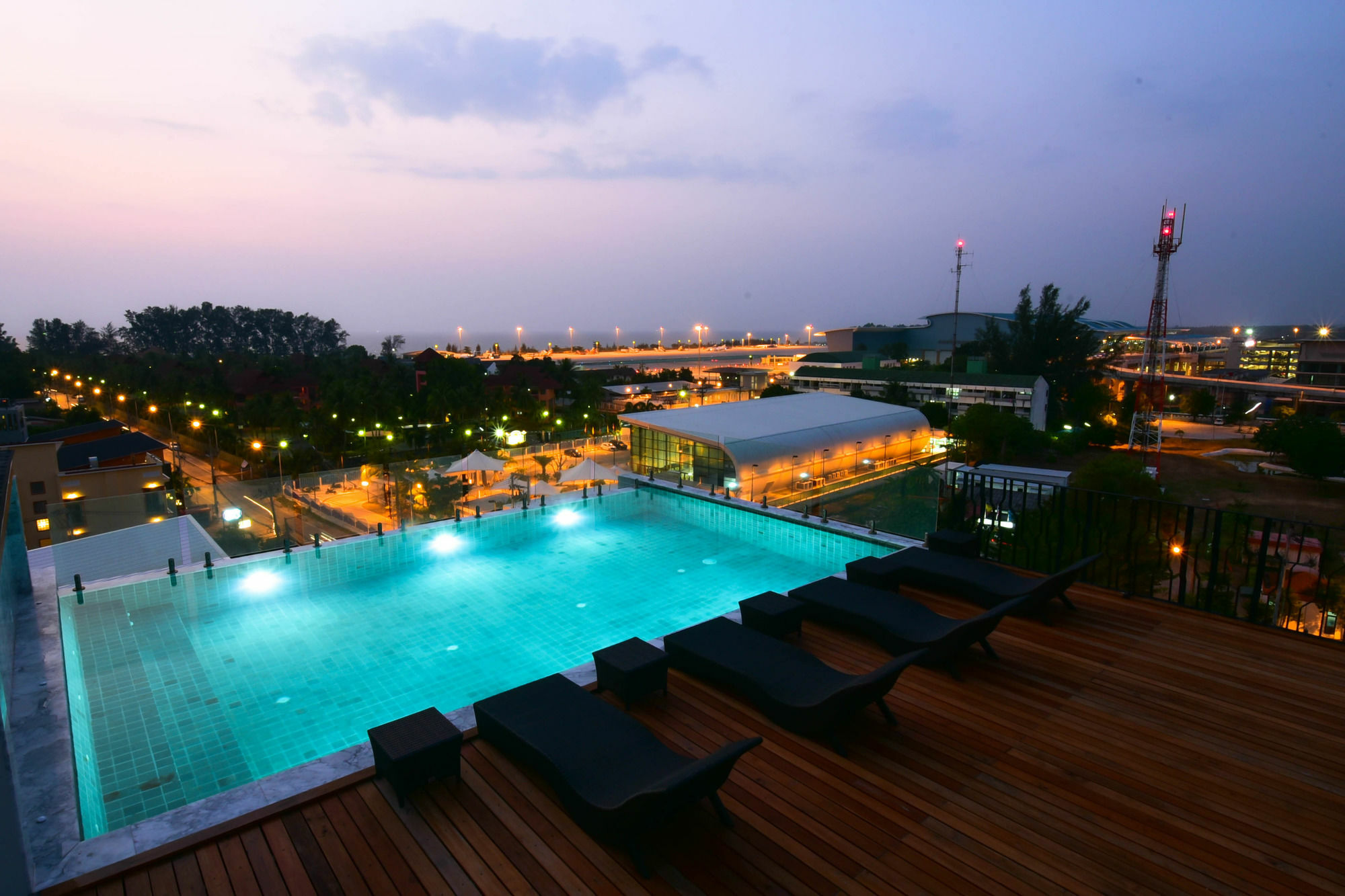 The Sixteenth Naiyang Beach Hotel Sha Plus Nai Yang Beach Εξωτερικό φωτογραφία